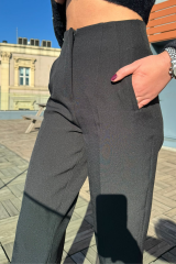 Pensli yanlardan cepli havuç pantolon