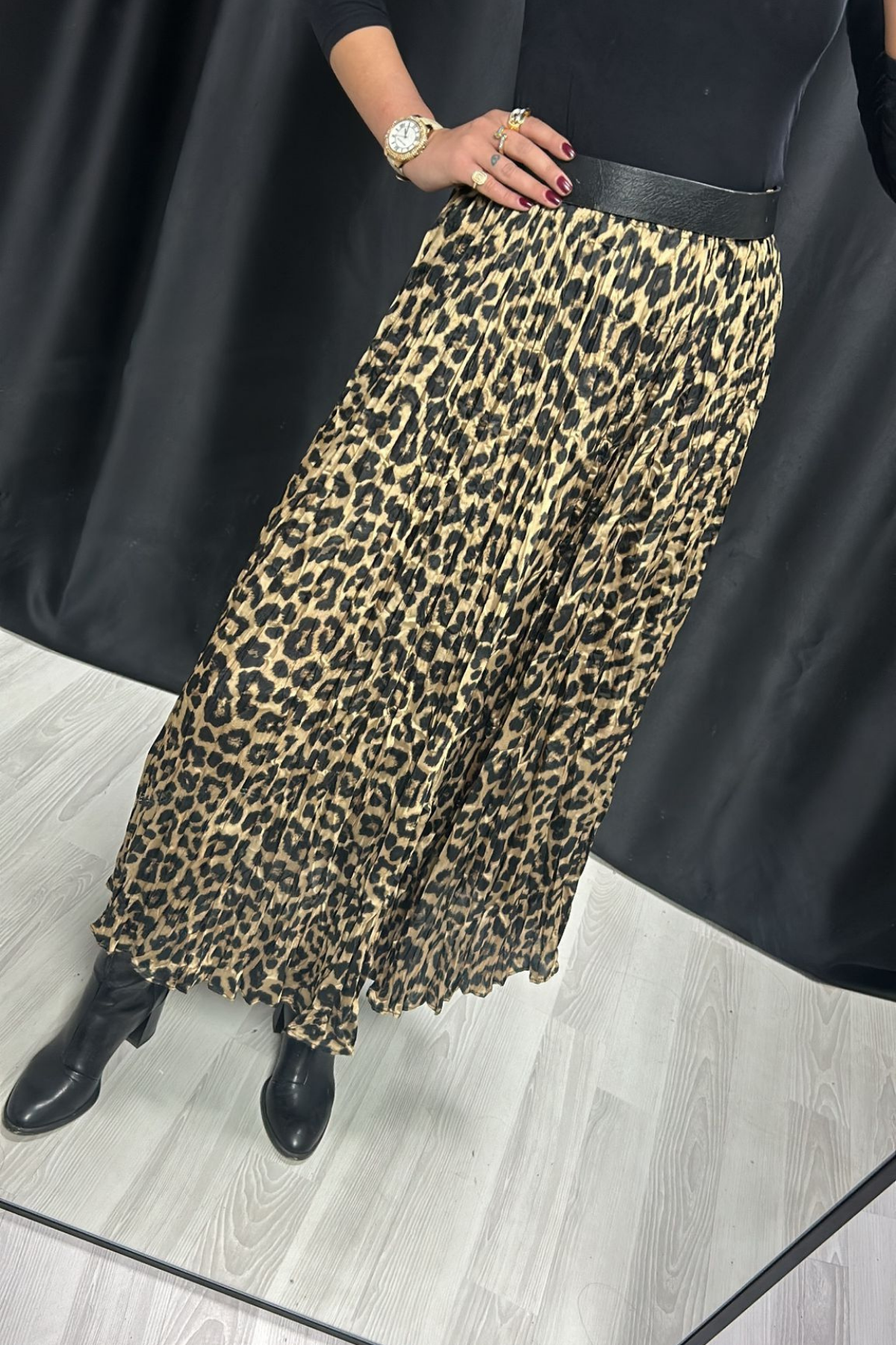 Kendinden kırışık leopar desenli etek