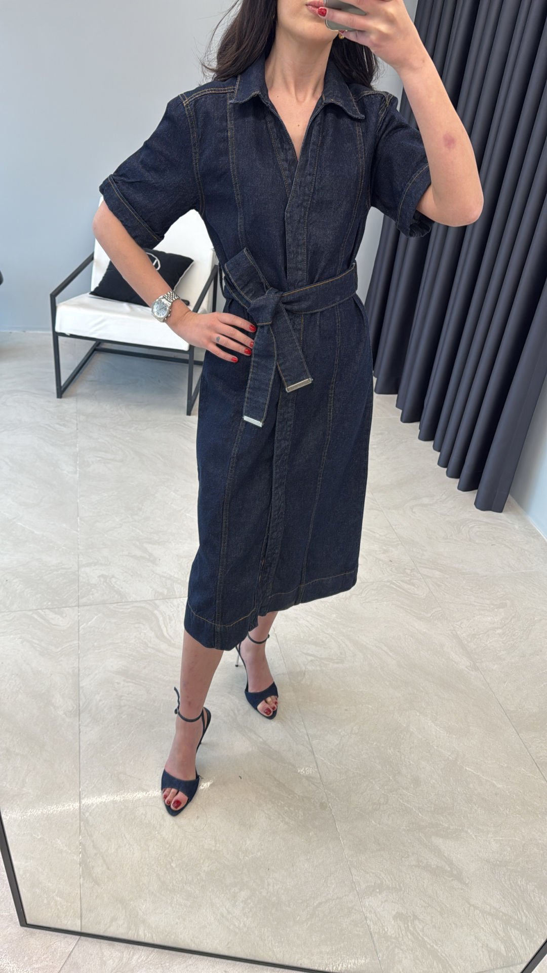 V yaka denim elbise
